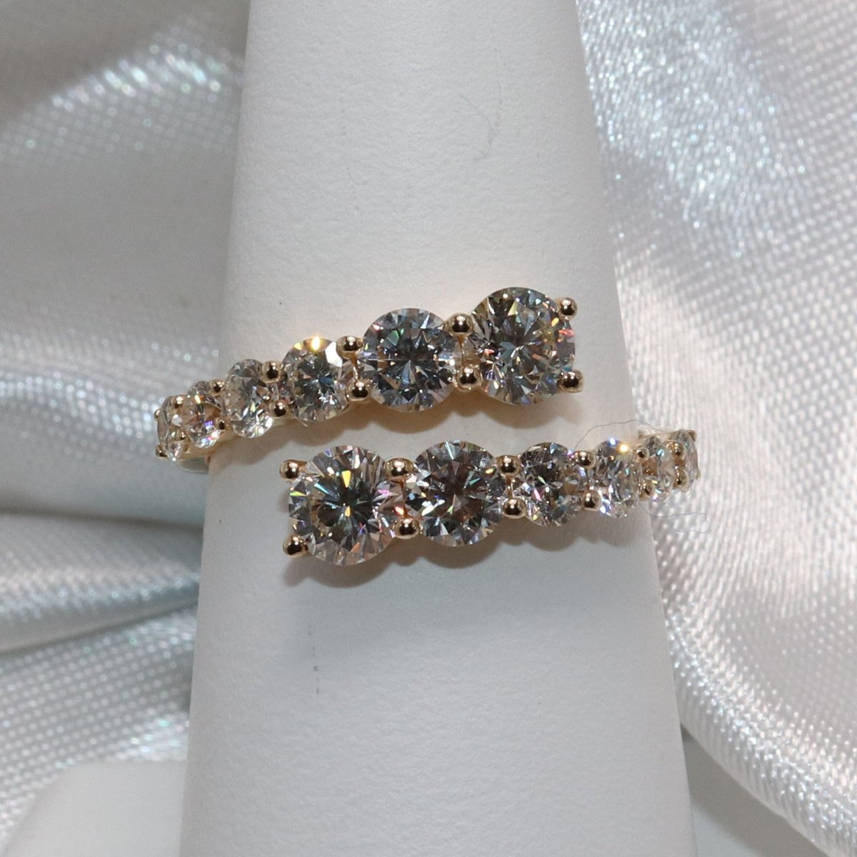 Original counter photo of a Diamond bypass ring